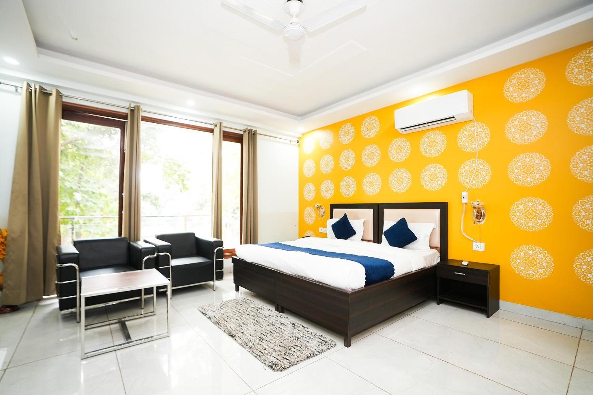 Tanvi Premium Residency Near Artemis Hospital, Gurugram Hotel Gurgaon Exterior photo