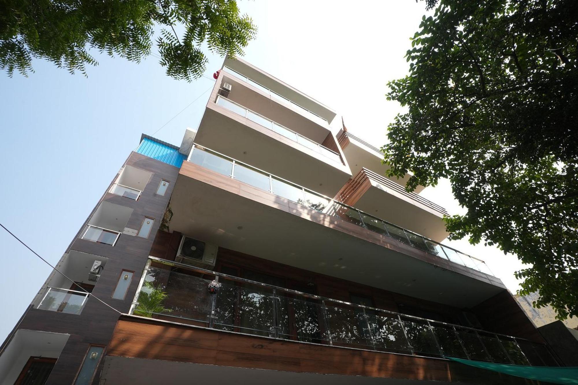Tanvi Premium Residency Near Artemis Hospital, Gurugram Hotel Gurgaon Exterior photo